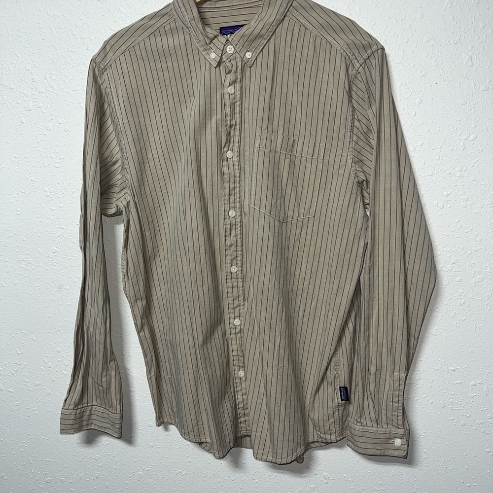 Patagonia‎ Men's Tan Striped Button-Down Shirt